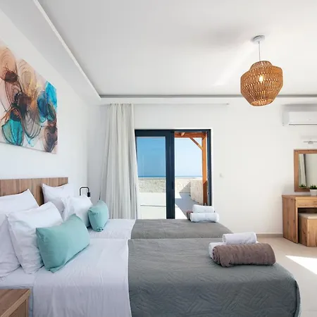 Sorin Villa, Boasting Pool & Heated Whirlpool, By Thinkvilla *